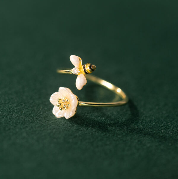 Limited 925 Silver Flower and Bee Ring - Image 2